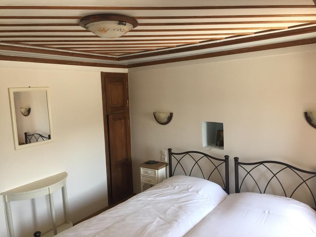 Elafotopos Hotel Екстериор снимка